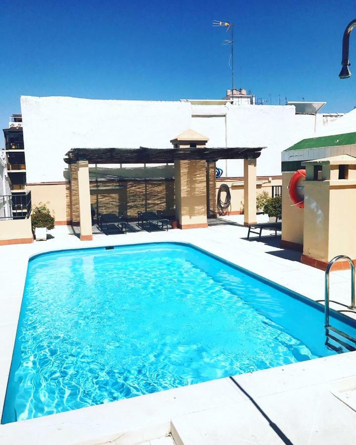 Agua IV & Seasonal Pool By Ele Apartments Малага Экстерьер фото